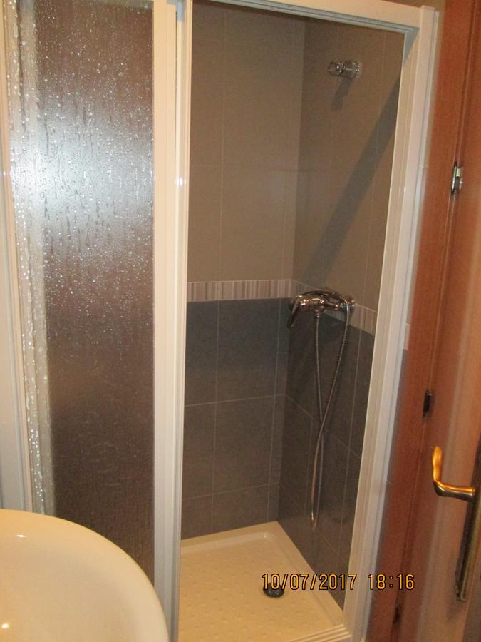 Hostal Banderas Fuensanta de Martos エクステリア 写真