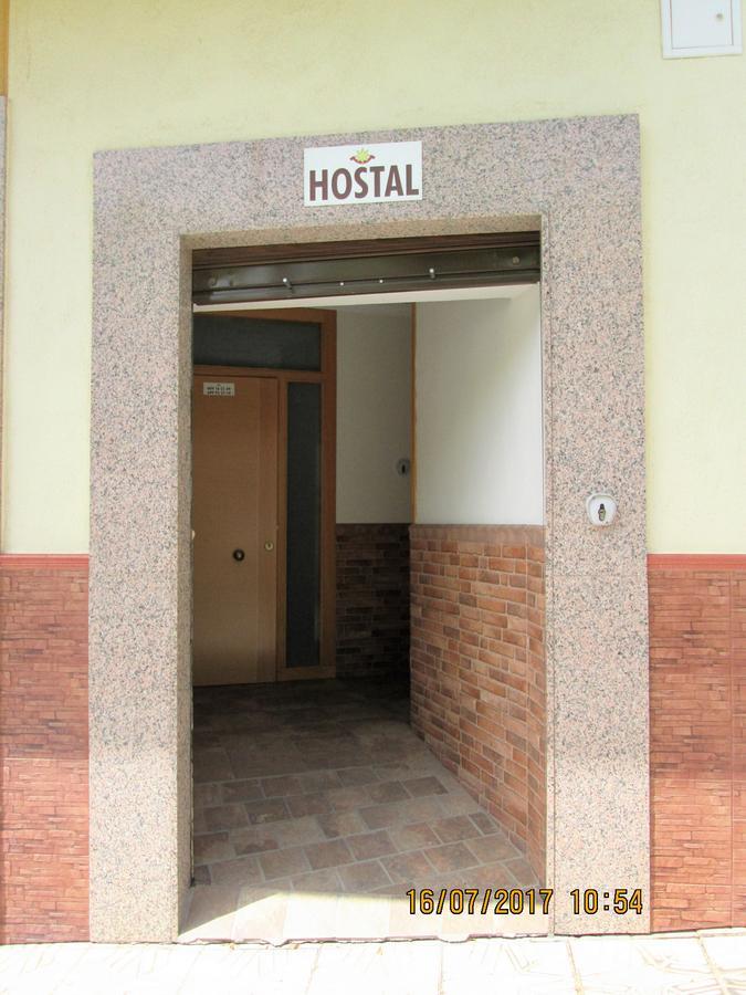 Hostal Banderas Fuensanta de Martos エクステリア 写真