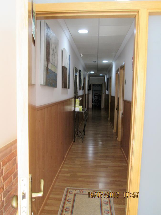 Hostal Banderas Fuensanta de Martos エクステリア 写真